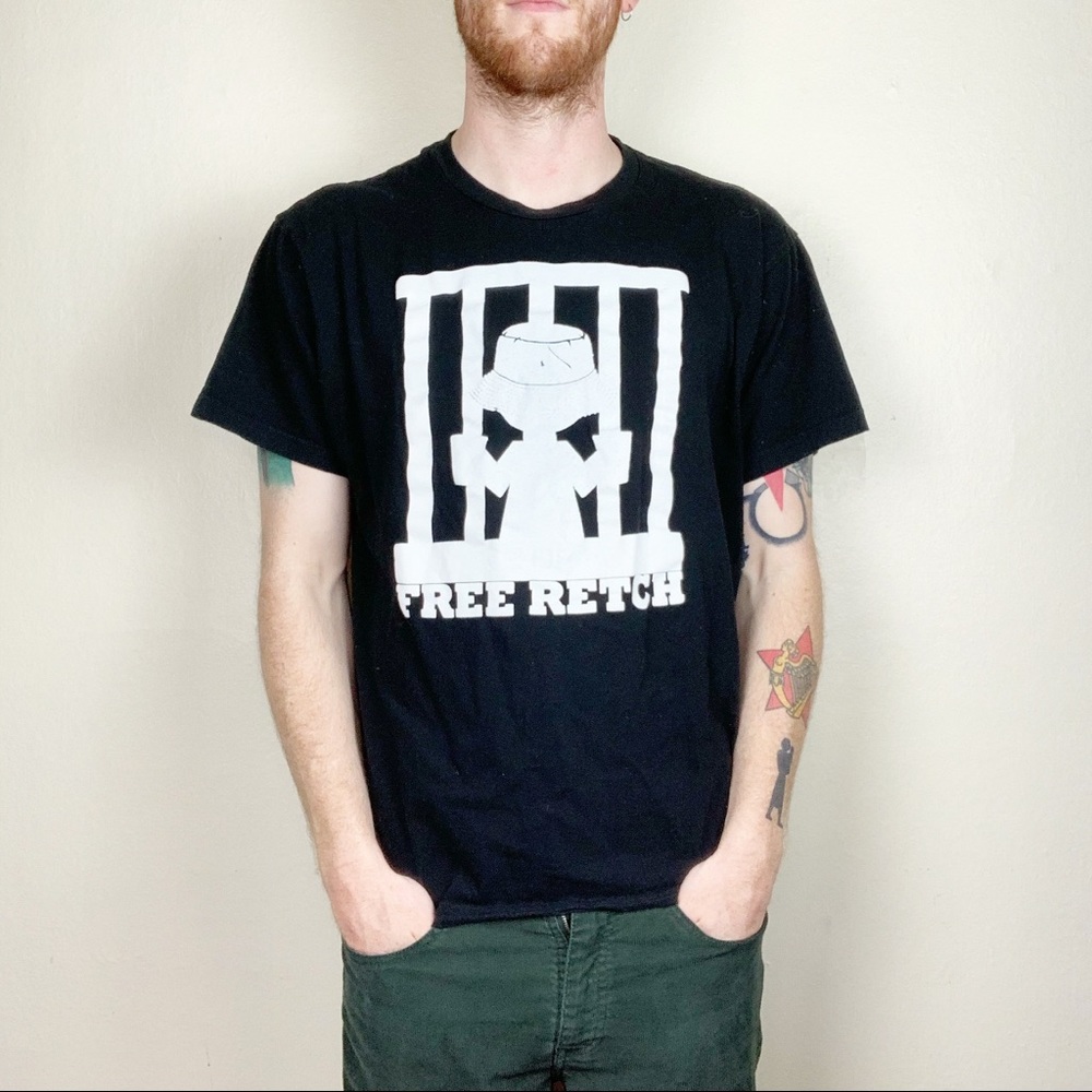 Free retch black and white graphic tee